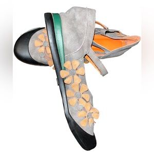 Mary Jane Style Shoes (NWOT)